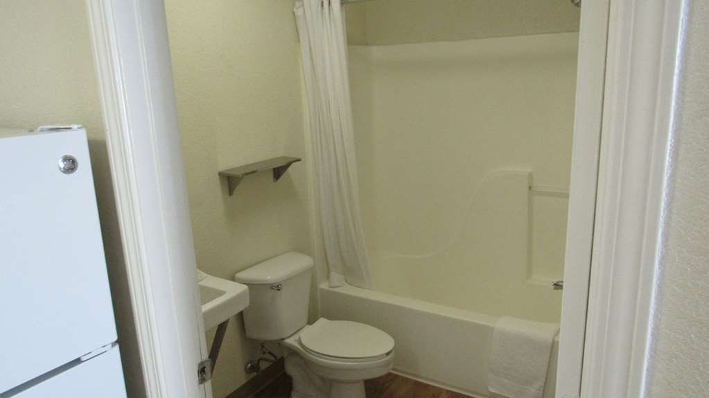 Intown Suites Extended Stay Lewisville Tx - East Corporate Drive Kamer foto