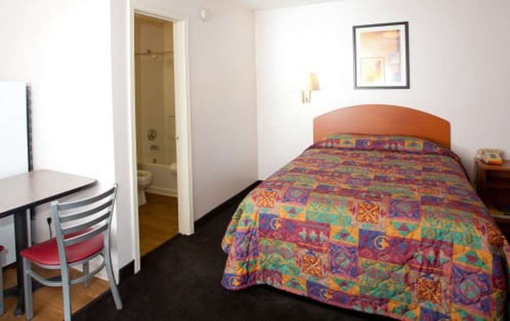Intown Suites Extended Stay Lewisville Tx - East Corporate Drive Kamer foto