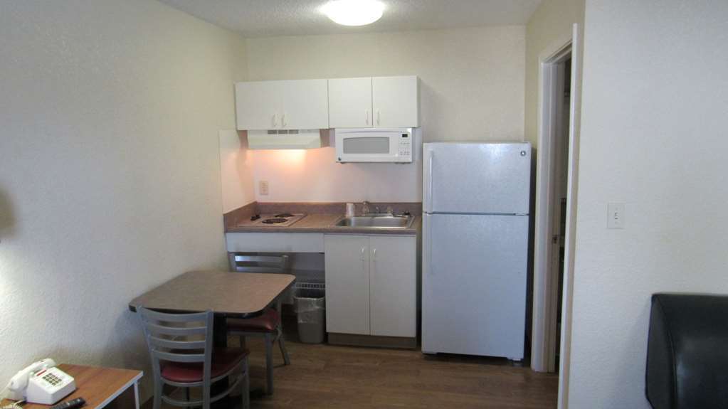 Intown Suites Extended Stay Lewisville Tx - East Corporate Drive Kamer foto